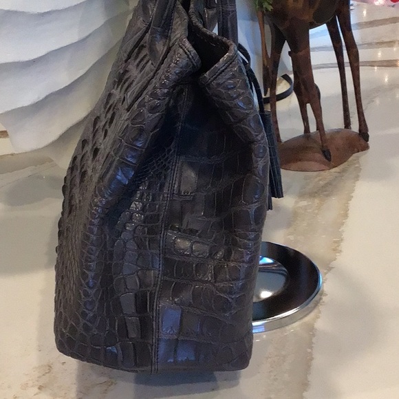 Absolutely impeccable Crocodile skin purse designed by artisan,made in Thailand💞 - Picture 9 of 10